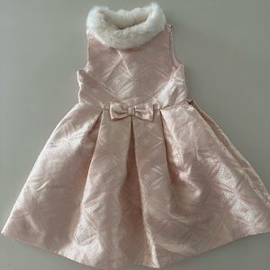 JANIE & JACK light pink dress with faux fur collar